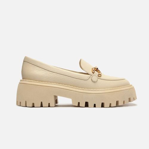 Sapato Feminino Mocassim Arezzo A1184300210002
