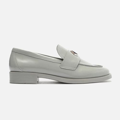 Sapato Feminino Mocassim Arezzo A131090001 0004