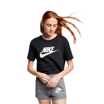 Camiseta Feminina Nike Sportwear Essential Preta